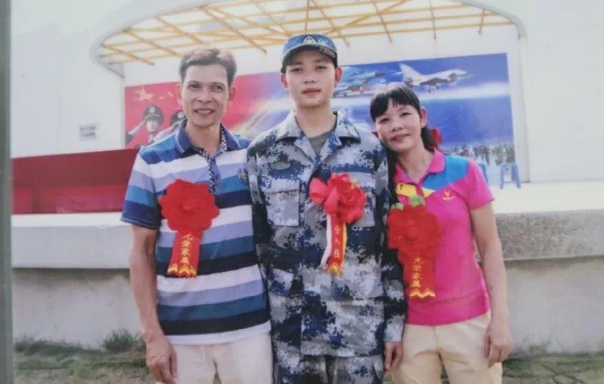 優(yōu)秀士官制度的實(shí)行及其深遠(yuǎn)影響，優(yōu)秀士官制度的實(shí)施及其長遠(yuǎn)影響分析