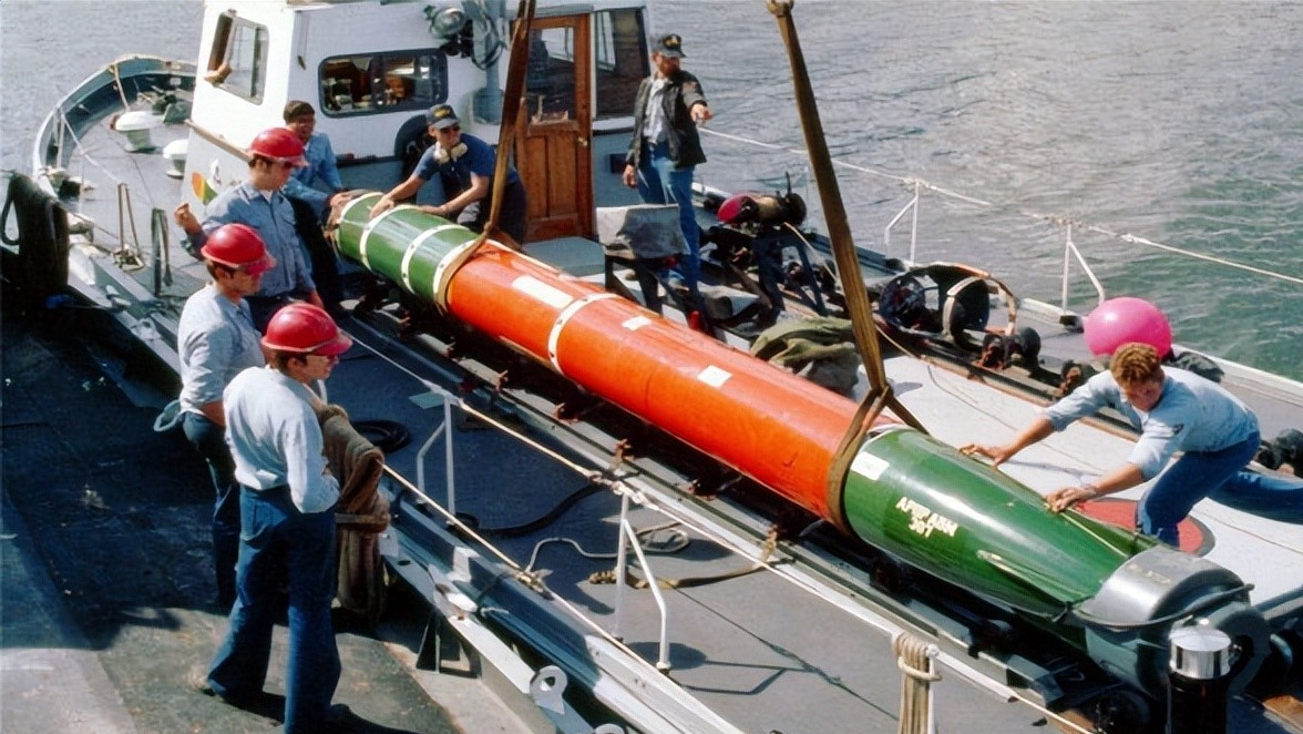 中國能造魚雷嗎，技術(shù)實(shí)力與國防能力的體現(xiàn)，中國魚雷制造技術(shù)實(shí)力與國防能力的展現(xiàn)