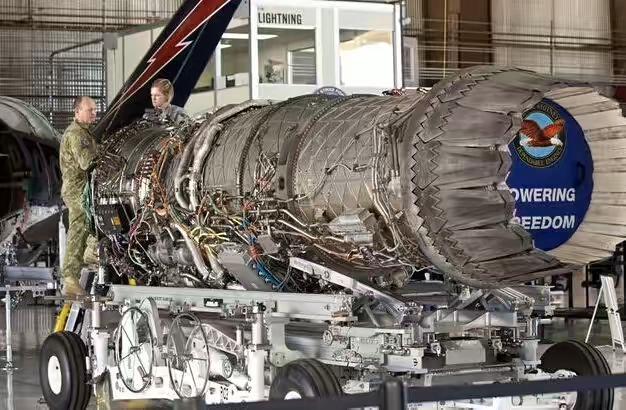 俄羅斯五代戰(zhàn)斗機(jī)蘇-57，探索前沿科技與戰(zhàn)斗能力的融合，俄羅斯蘇-57五代戰(zhàn)斗機(jī)，前沿科技與戰(zhàn)斗能力的完美融合