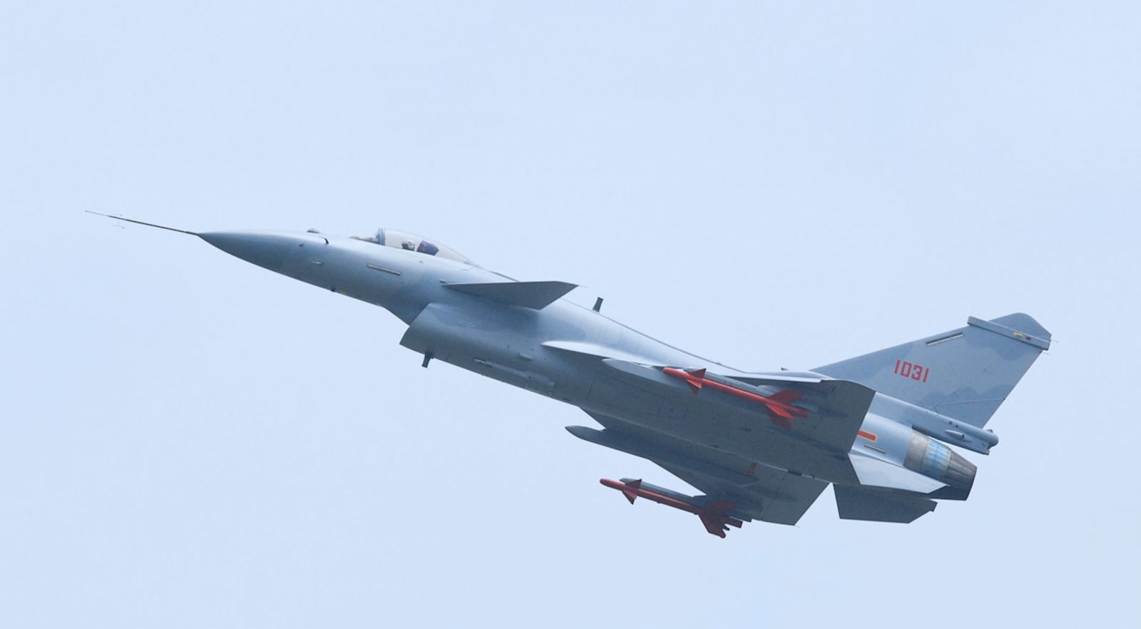 殲-10戰(zhàn)斗機(jī)，五座之榮耀與力量展現(xiàn)，殲-10戰(zhàn)斗機(jī)，五座之榮耀與力量展現(xiàn)的空中傳奇