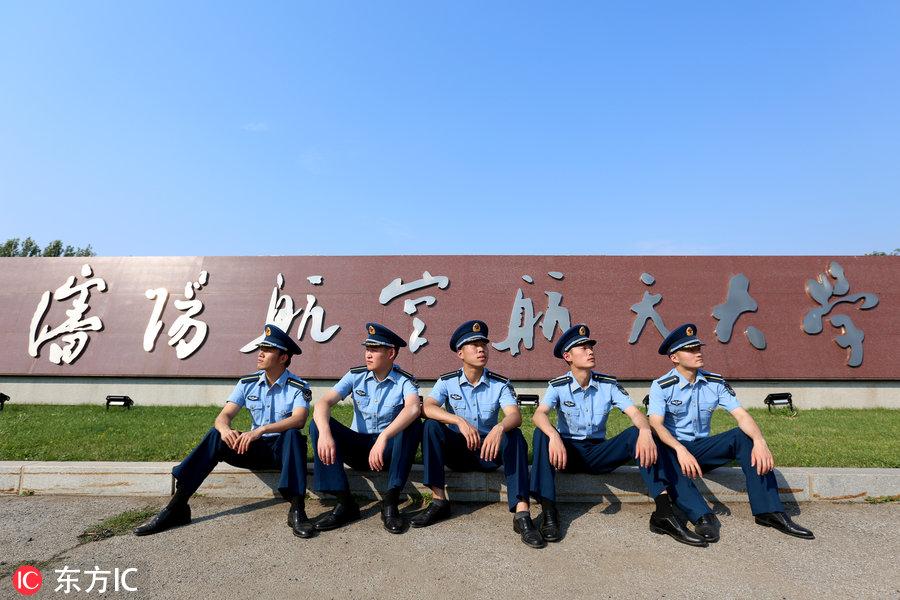 中國(guó)人民解放軍空軍主力戰(zhàn)機(jī)，翱翔天際的雄鷹，中國(guó)人民解放軍空軍主力戰(zhàn)機(jī)，翱翔天際的雄鷹展示空中霸主風(fēng)采