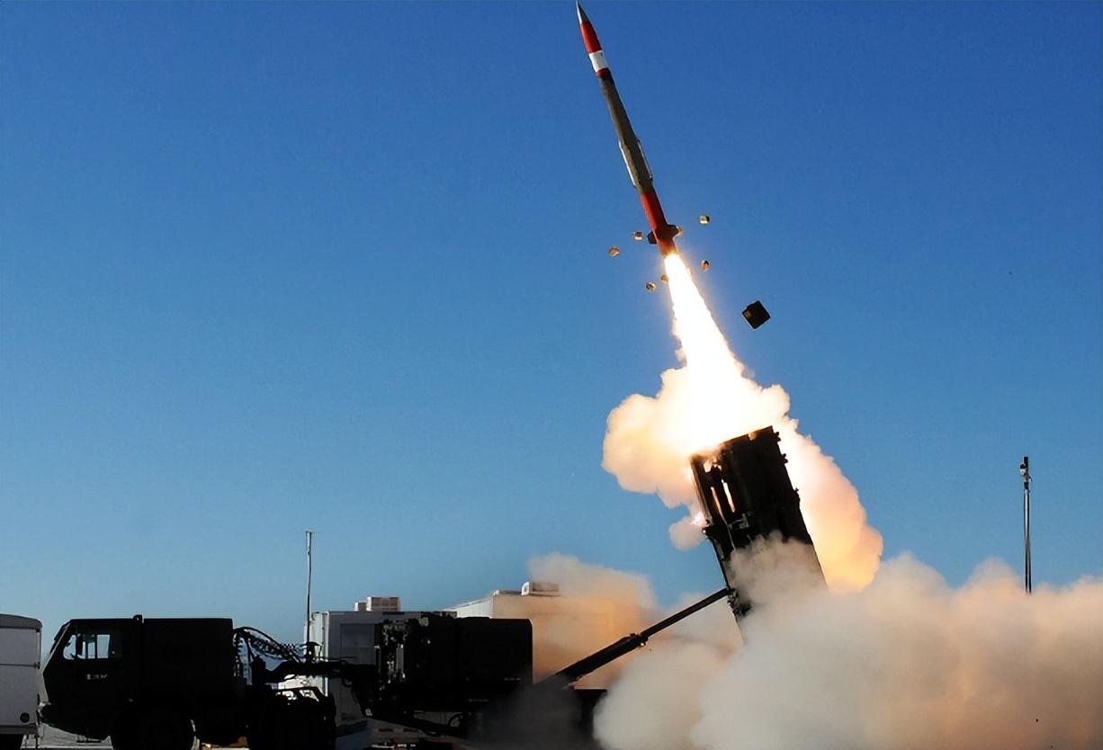 東方系列導(dǎo)彈，中國國防力量的堅實支柱，東方系列導(dǎo)彈，中國國防力量的核心支柱