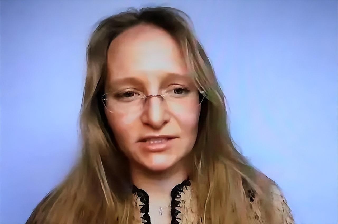 媒體報(bào)道的力量，傳遞信息，塑造觀點(diǎn)，引導(dǎo)輿論，媒體報(bào)道的力量，傳遞信息、塑造觀點(diǎn)、引導(dǎo)輿論風(fēng)向標(biāo)