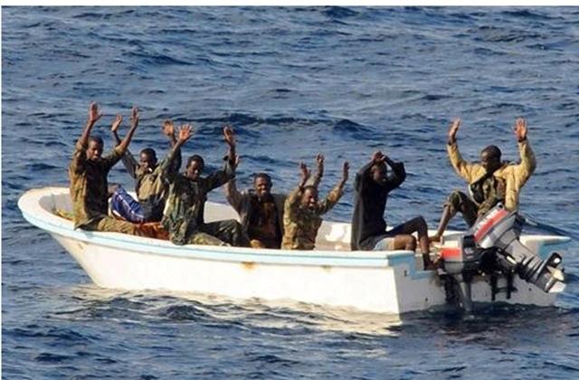 中國海軍與海盜的挑戰(zhàn)，歷史與現(xiàn)實的交匯點，中國海軍與海盜的挑戰(zhàn)，歷史交匯點上的對決