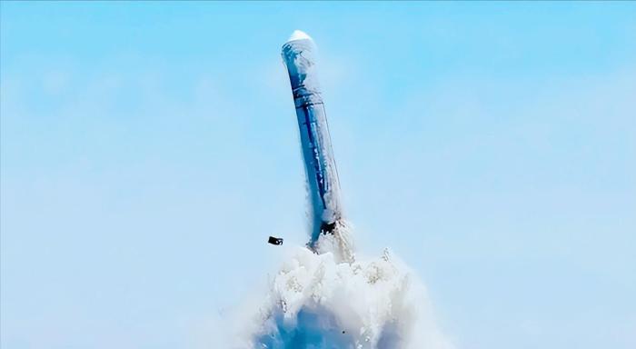 巨浪導(dǎo)彈的威力究竟有多大？，揭秘巨浪導(dǎo)彈的威力究竟有多大？