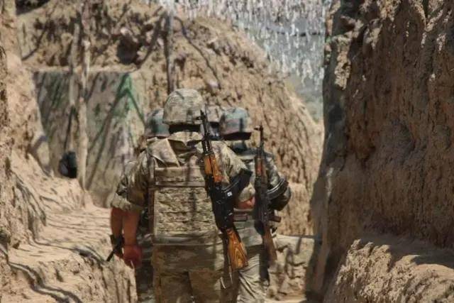 最新消息，今日局勢(shì)緊張，局部沖突升級(jí)至戰(zhàn)爭(zhēng)，今日局勢(shì)緊張升級(jí)至戰(zhàn)爭(zhēng)，局部沖突最新消息