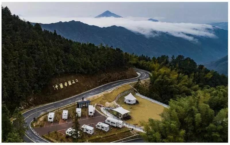 鳳凰網(wǎng)是否為官網(wǎng)的探討，鳳凰網(wǎng)是否為官網(wǎng)的探討，真相揭秘與解析